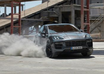 Power And Efficiency Unite: The New Porsche Cayenne Turbo E-Hybrid With 544 Kw