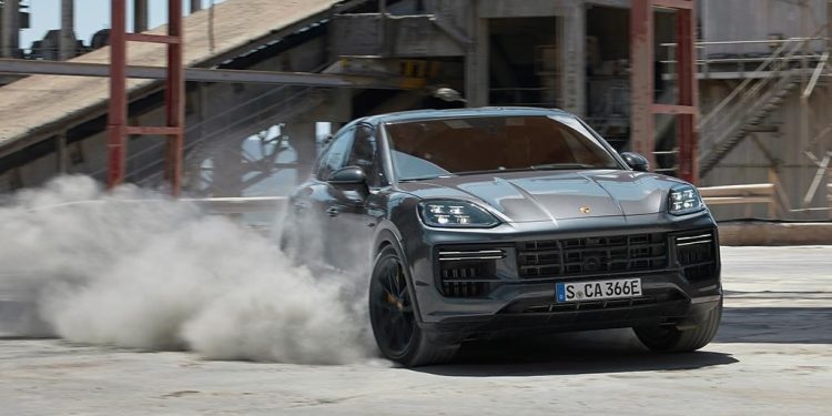 Power And Efficiency Unite: The New Porsche Cayenne Turbo E-Hybrid With 544 Kw
