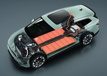 The Real Utility of 12V Batteries in Electric Cars: Ensuring Safety and Reliability on African Roads