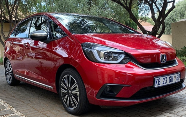 Top 5 Most Fuel-Efficient Cars for South African Roads in 2025