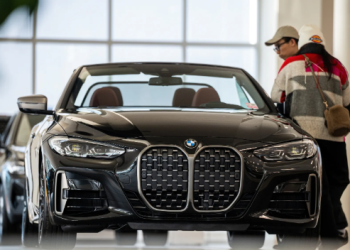 BMW Outsold Mercedes-Benz by Over 145,000 Units Globally in H1 2026